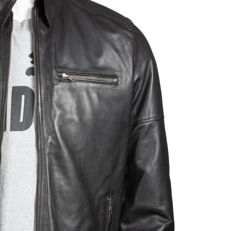 Men’s Classic Leather Jacket – Snap Collar & Clean Stitch Finish